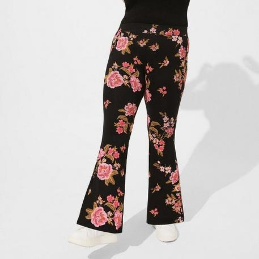 Torrid Floral Flare Leggings 3x
